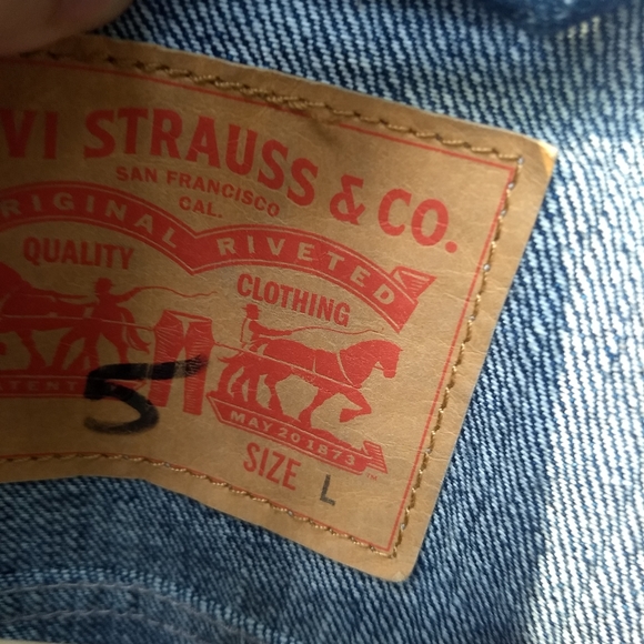 SOLD💥Vintage Levi's Denim jacket - Picture 5 of 6